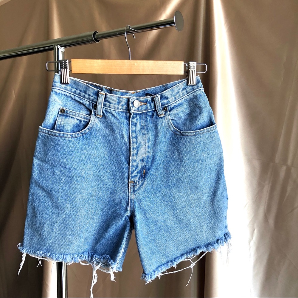 VINTAGE GAP DENIM SHORTS
